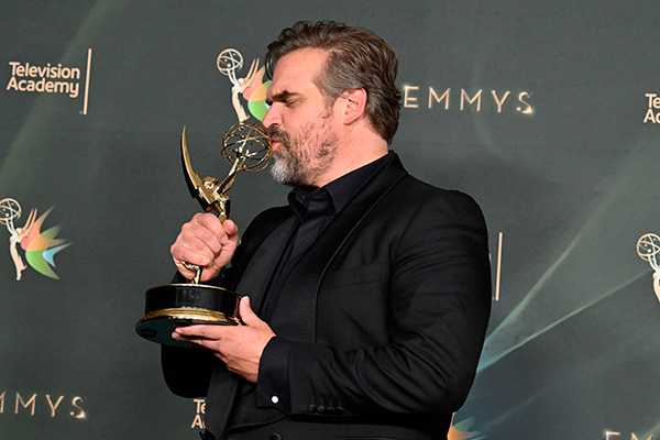 Перейти к новости "Стали известны победители Creative Arts Emmy Awards"